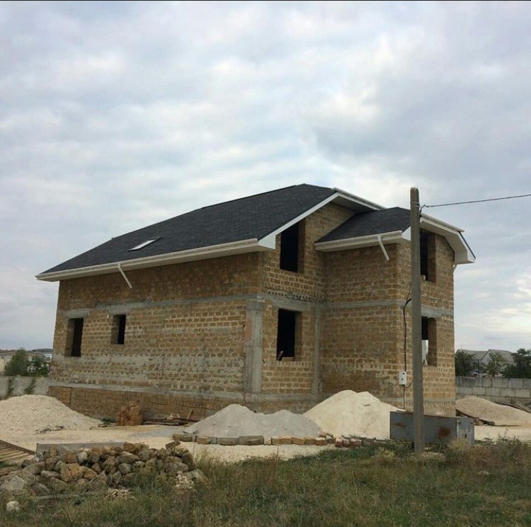 кровельные работы в Саках